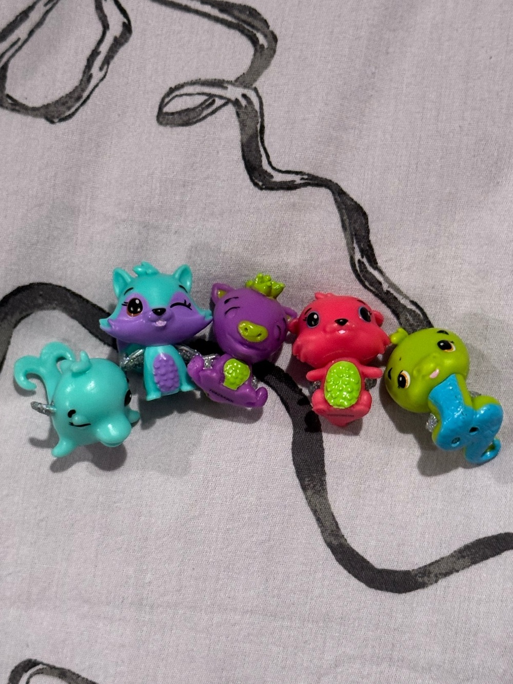 Hatchimals animals - 5 Pieces